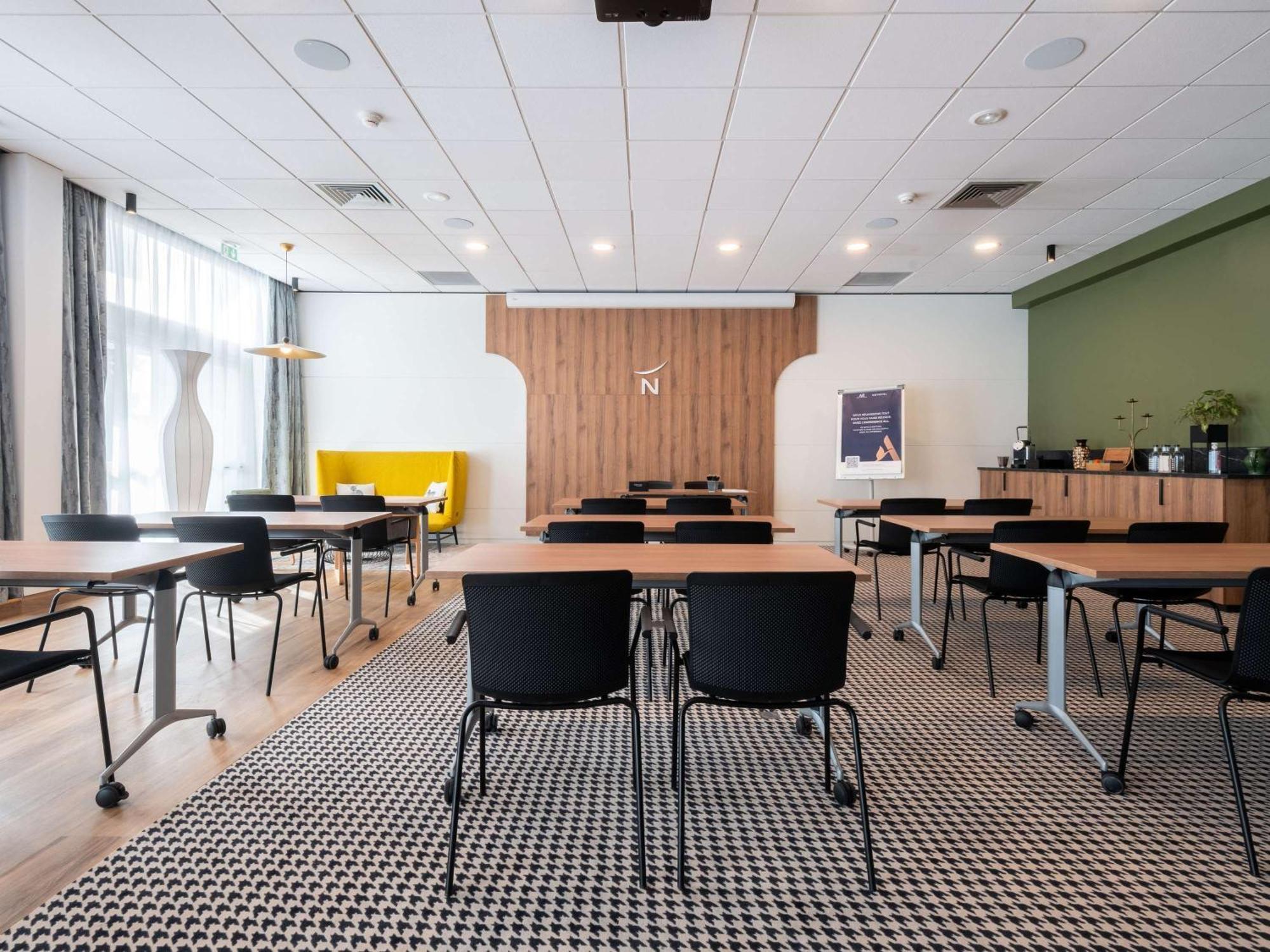 Hotel Novotel Chartres